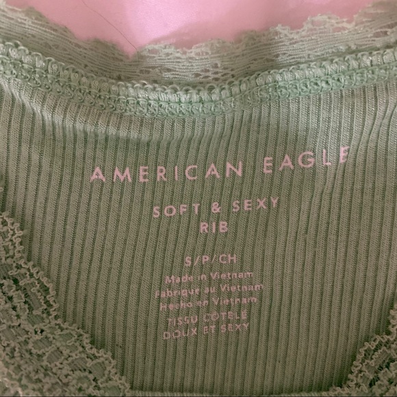 American Eagle Lace Trimmed Cami - Picture 3 of 3